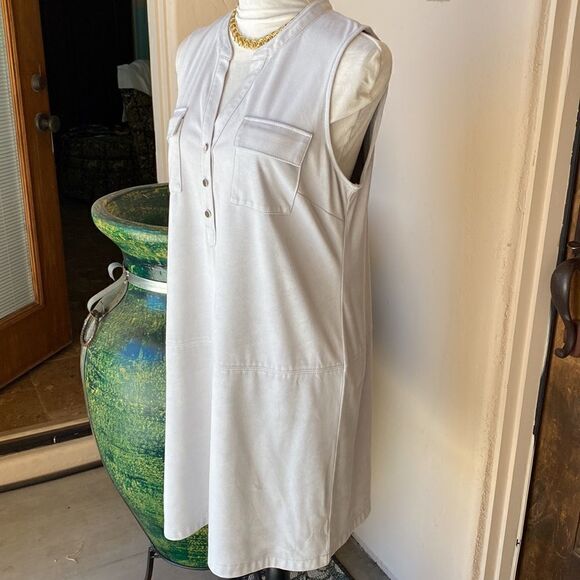 Lite grey Faux Suede sleeveless dress by Alfani size 10 - Picture 3 of 10